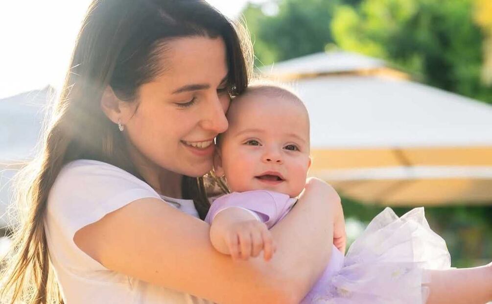 La princesa Rajwa de Jordania junto a Iman, su hija / Foto: Instagram - @theroyalfamilyjo