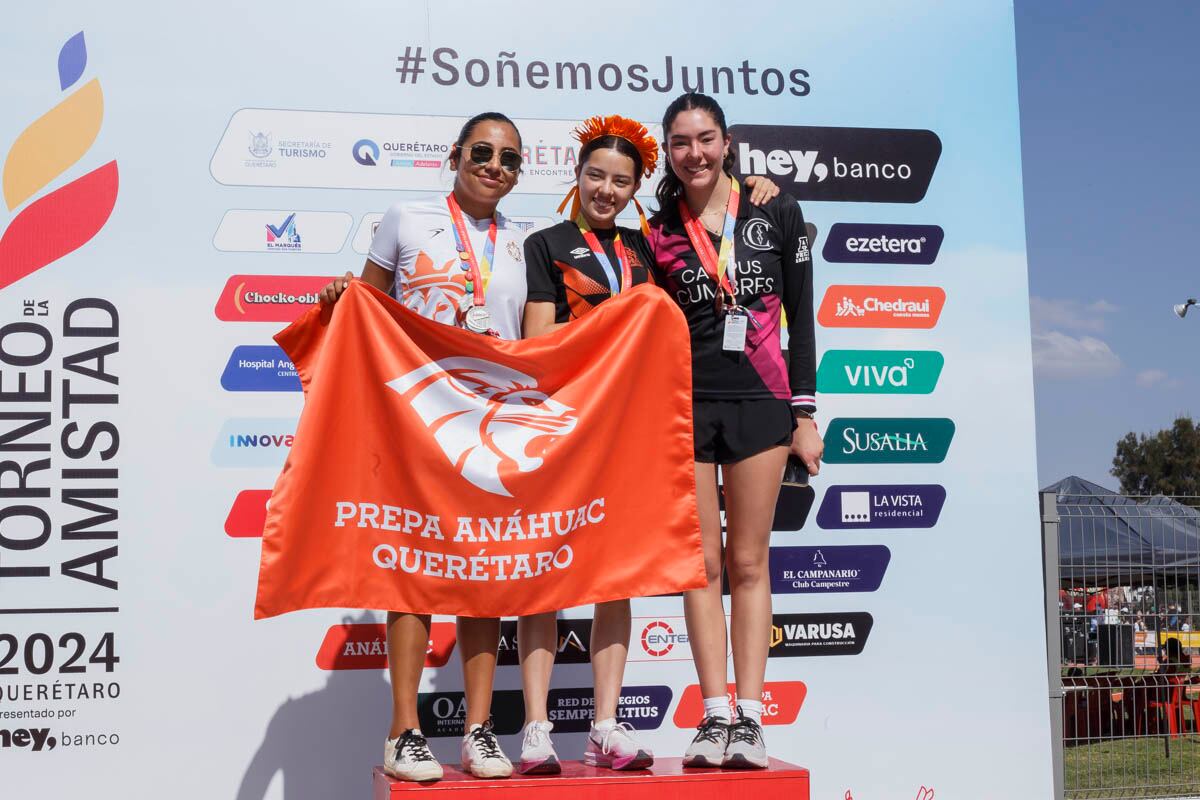 Renata Toledo, Paulina Carranza e Isabela Jordan. (Foto: Esteban Torreblanca)