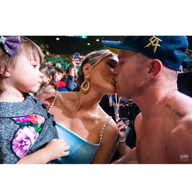 Saúl ‘Canelo’ Álvarez muestra su lado más romántico 