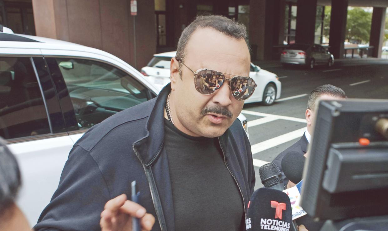 Revelan que Pepe Aguilar debutará como abuelo 
