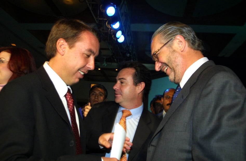 La trayectoria de Emilio Azcárraga en imágenes