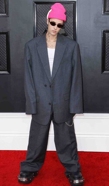 Esto cuestan los Crocs de Balenciaga que Justin Bieber llevó a los Grammy