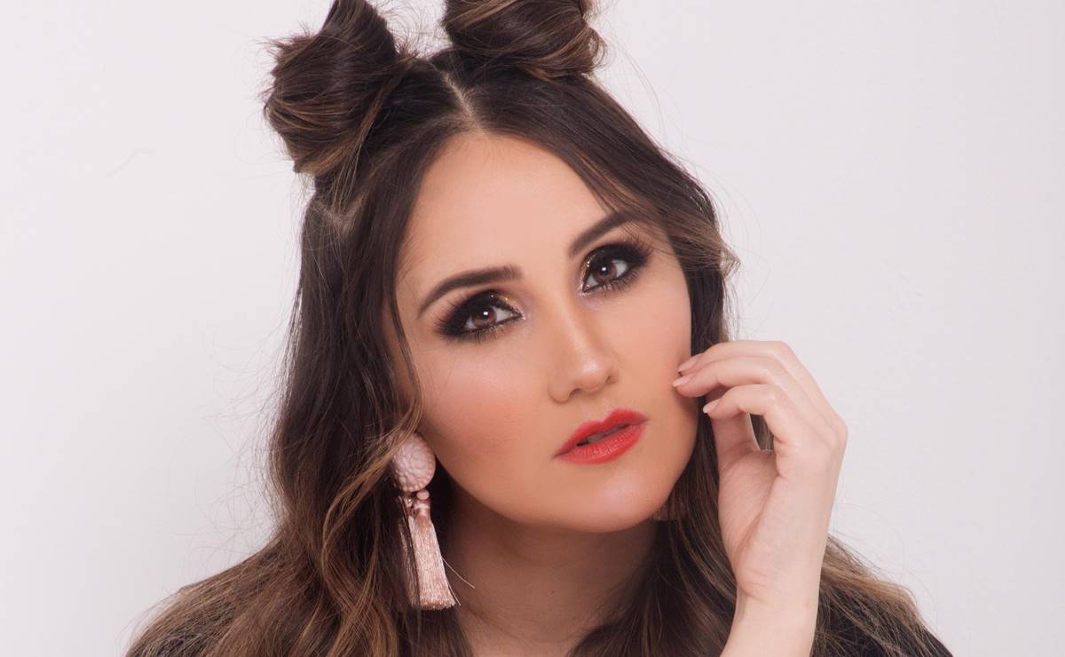 Dulce María revela que los de RBD se han distanciado de ella
