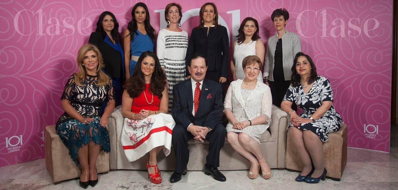 <p>Alejandra Barrales, Paola Rojas, Roberta Jacobson, Margarita Zavala, Mónica Soto, Janine Otálora, Claudia Pavlovich, Perla Díaz de Ealy, Licenciado Juan Francisco Ealy Ortiz, Margarita Luna Ramos y Norma Lucía Villa. (Foto: Edgar Silva Fuentes)</p>
