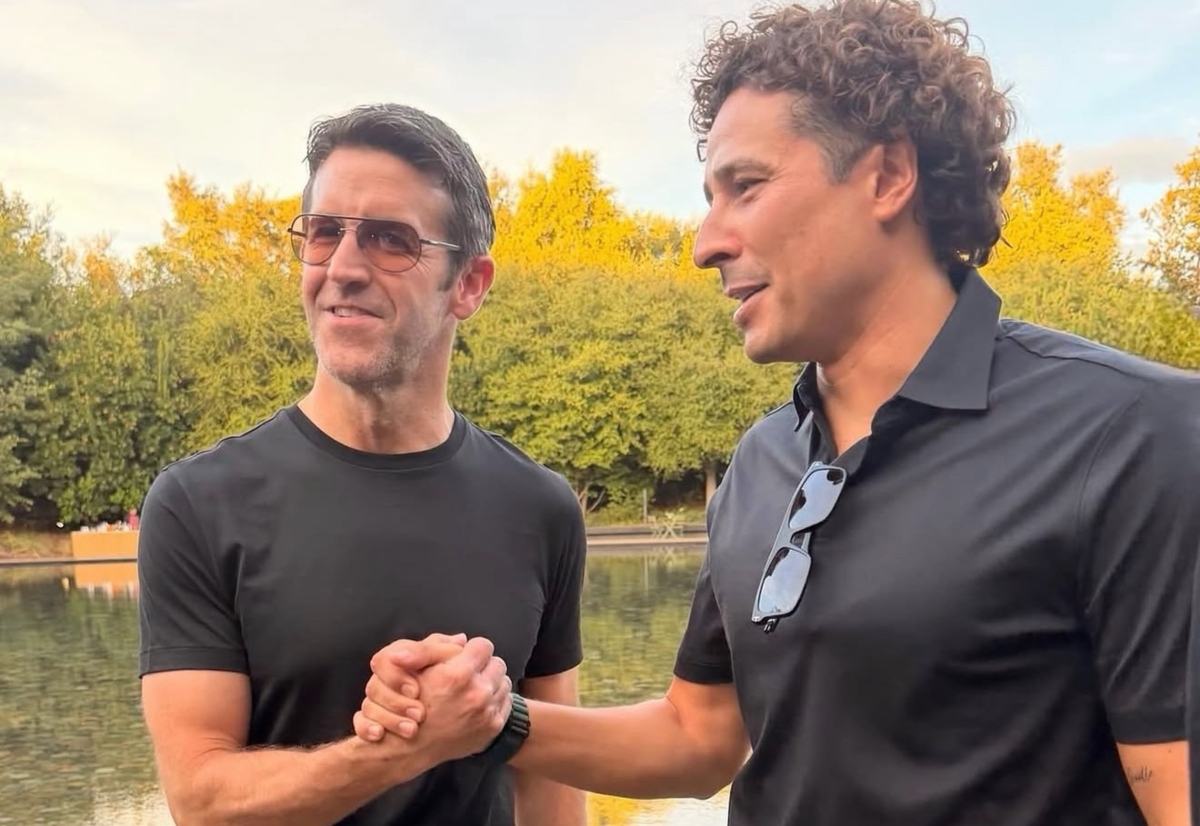 John Ternus y Guillermo Ochoa (Foto: Instagram)
