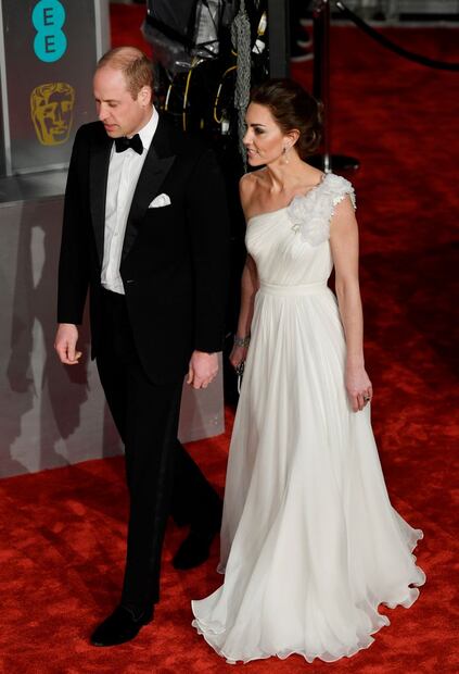 El príncipe William y Kate Middleton brillaron en la alfombra roja de los BAFTA 