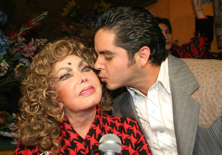 Irma Serrano, 'la Tigresa', así fue su acalorada vida amorosa