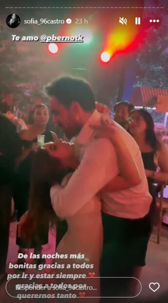 Sofía Castro y Pablo Bernot, enamordados en su despedida de solteros/ Instagram: @sofia_96castro