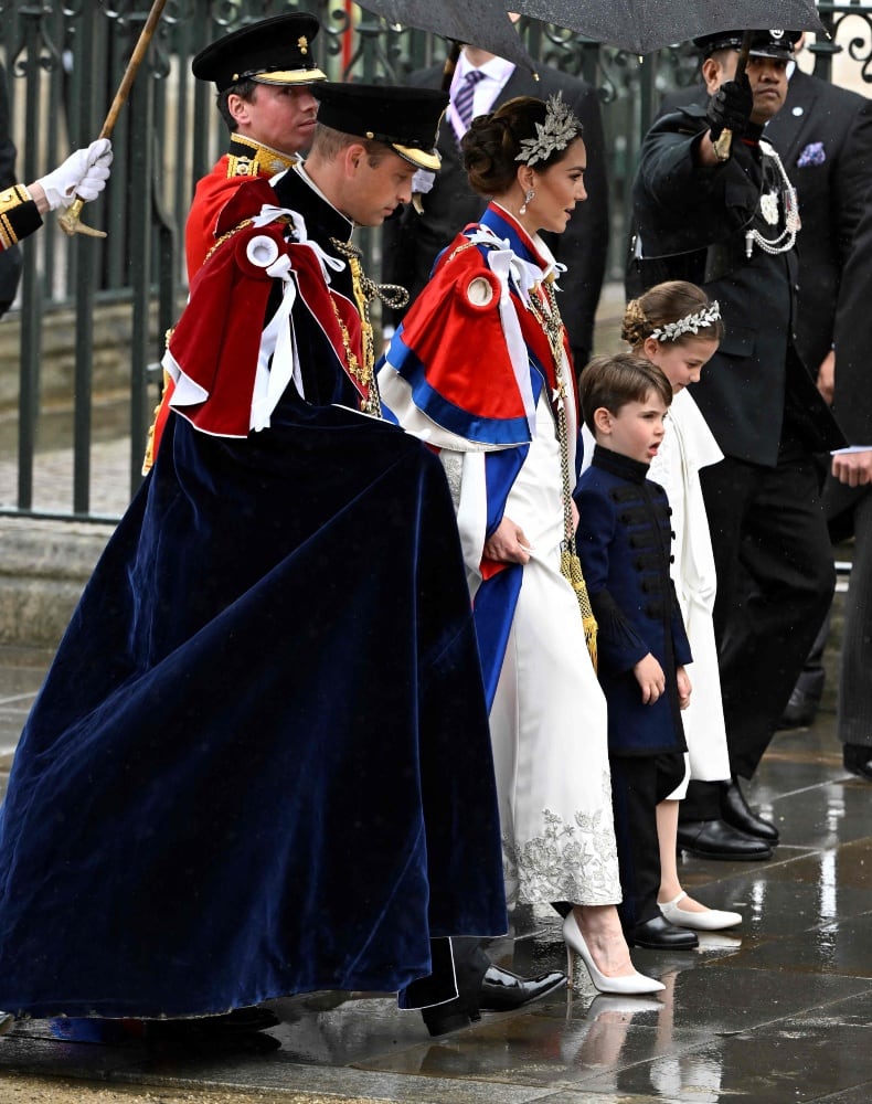 Kate Middleton, una deslumbrante princesa en vestido de Alexander McQueen para la coronación de Carlos III