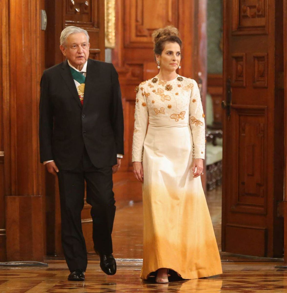 Ellas diseñaron el vestido de Beatriz Gutiérrez para el Grito