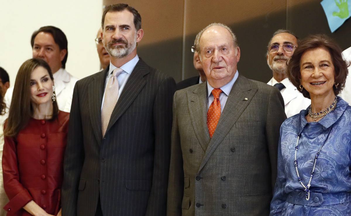 ¿Letizia Ortiz tuvo que ver con la salida de Juan Carlos I de España?