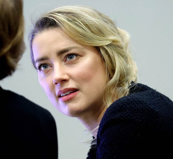 Descubren que Amber Heard también golpeó a su ex novia Tasya van Ree