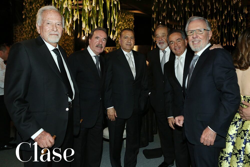 Gustavo Díaz Ordaz, Emilio Gamboa Patrón, Manlio Fabio Beltrones, Carlos Slim, Daniel Goñi y Joaquín López Dóriga / Foto: Archivo