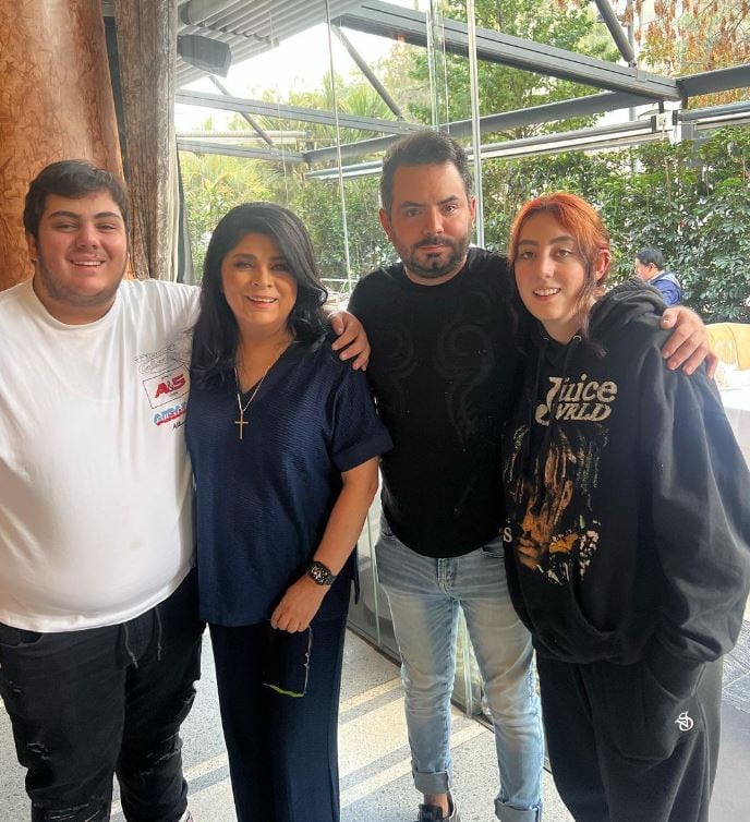 Anuar Fayad, Victoria Ruffo, José Eduardo Derbez y Victoria Fayad/Instagram.
