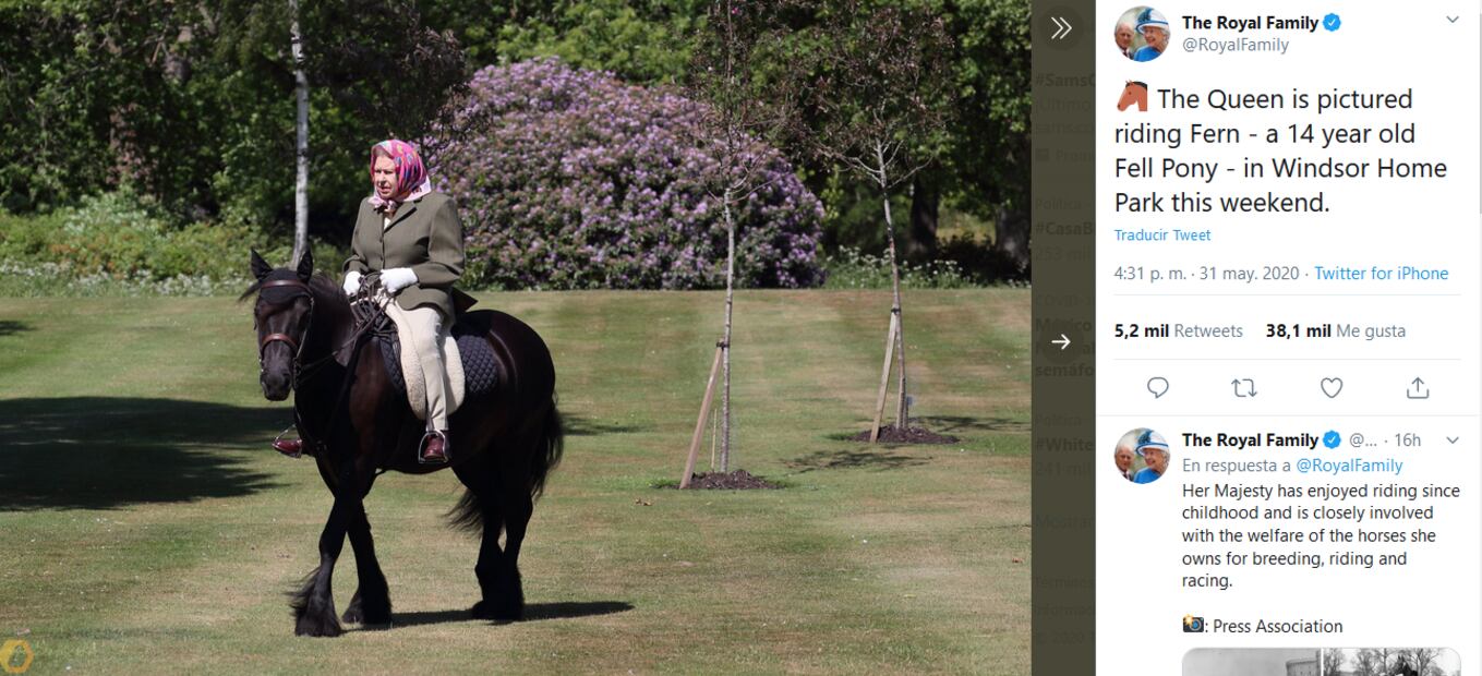 Revelan fotos de la reina Isabel II montando a caballo durante su confinamiento