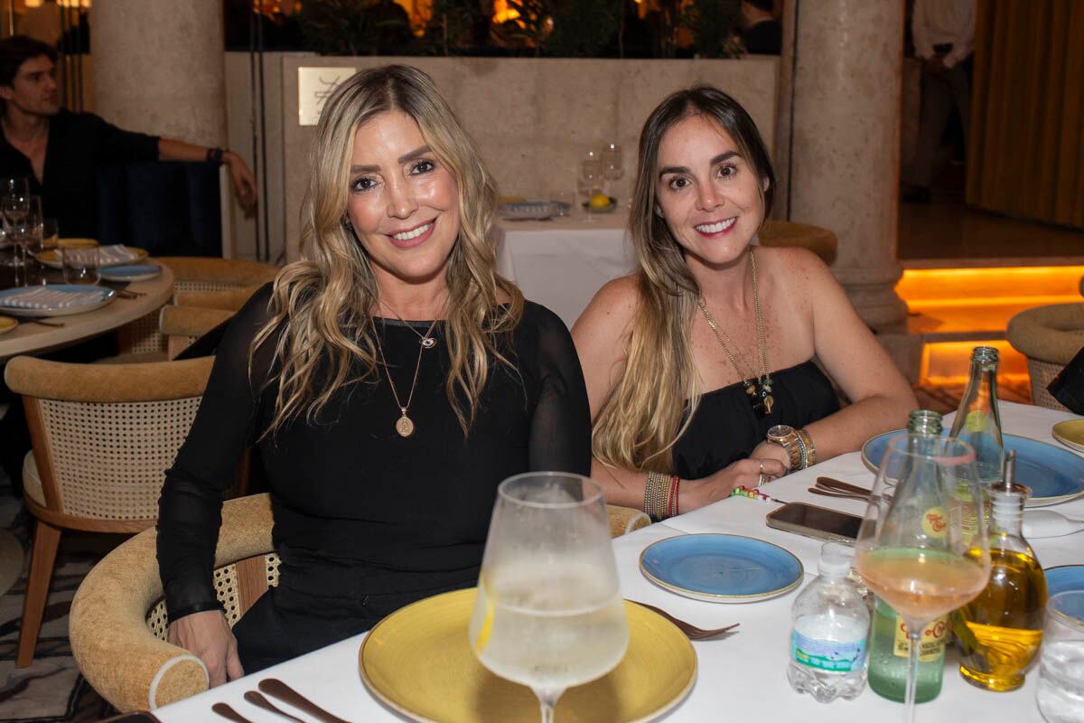 Paola Magallanes y  Tamara Fuentes. (Foto: Esteban Torreblanca)