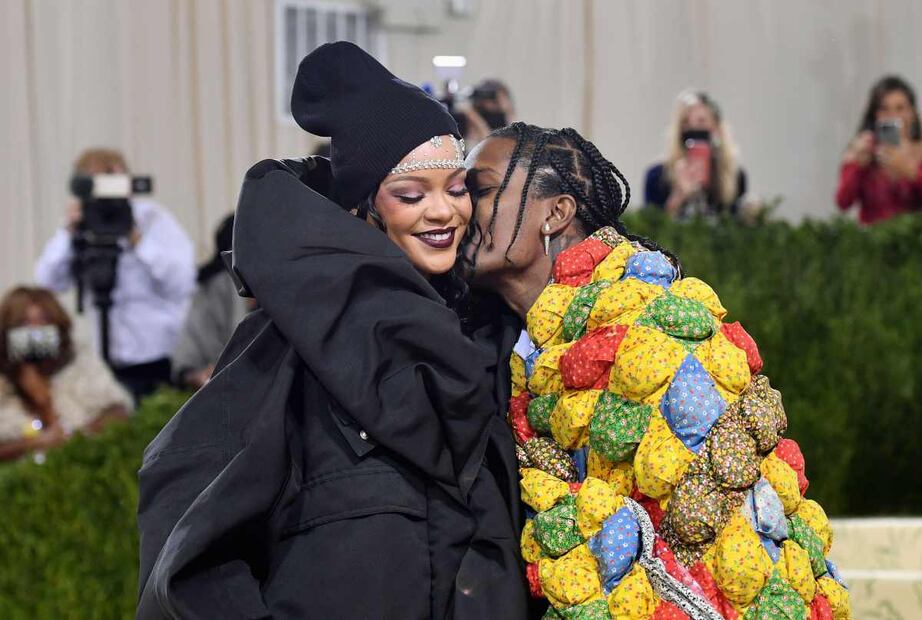Rihanna y su costosísimo look de embarazo