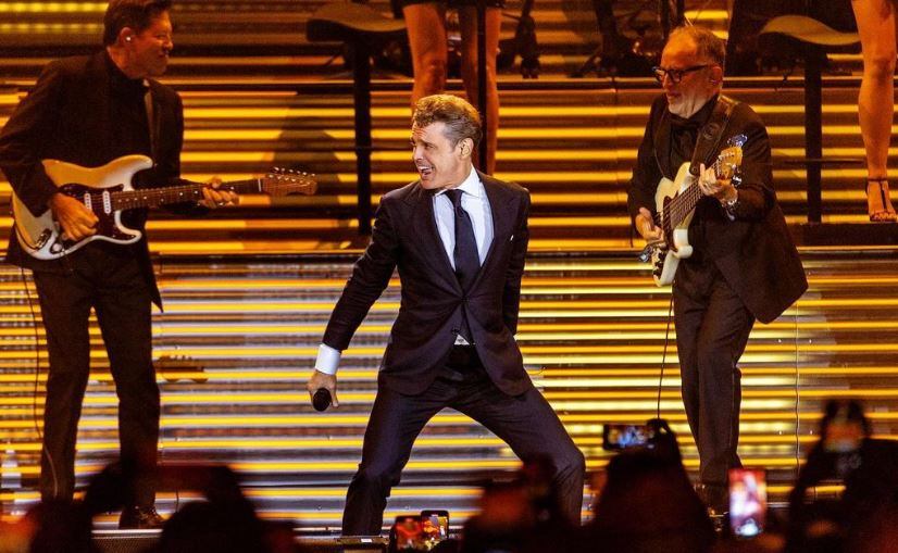 Luis Miguel se rinde por completo ante esta fan en la Arena Ciudad de México; el momento más tierno de su gira