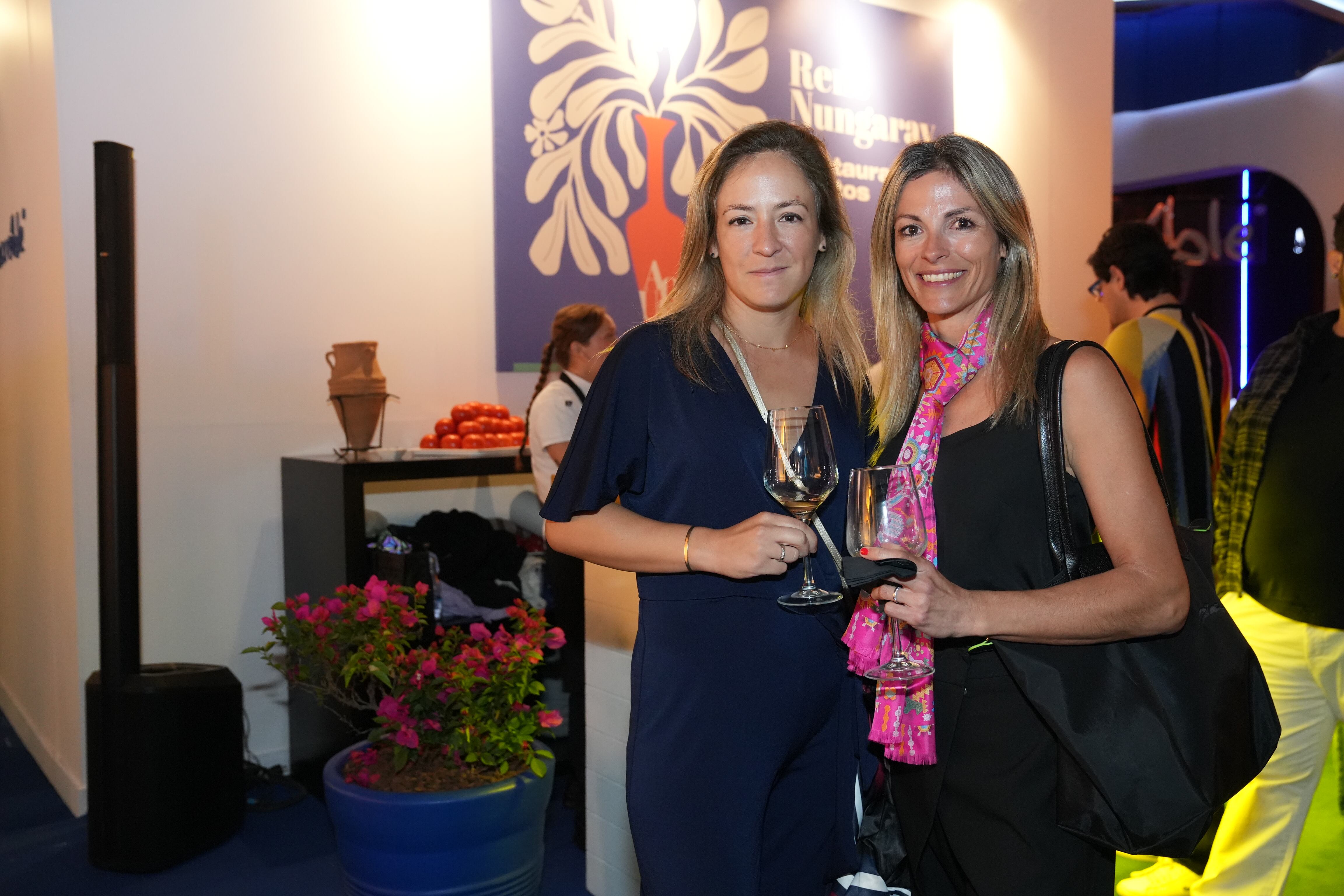 Anna Miranda y Nuria Vega. (Foto: Héptor Arjona)