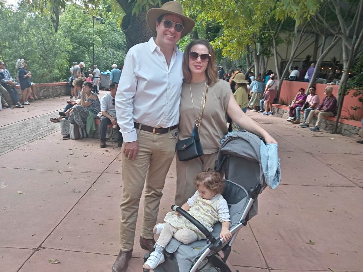 Billy Mervin, Daniela Doig y Regina. (Foto: Emilio Farfan)