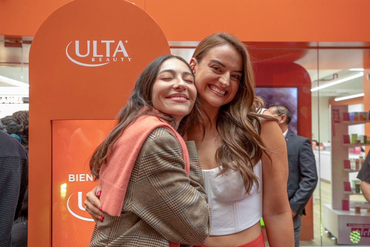 Anna Sarelly y Alix Aspe / Foto: Edgar Silva Fuentes S.