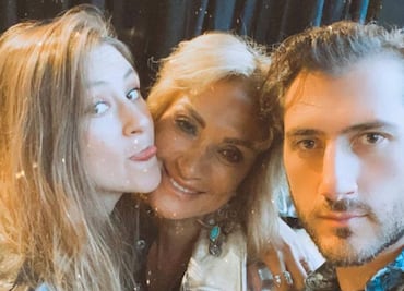 Carlos Gotlib, hijo de Adela Micha, se compromete con Paola Salomón