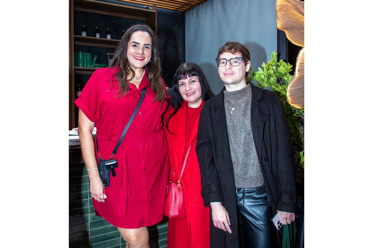 Ana Luisa García, María José Guzmán y Daniel Zepeda. (Foto: Angélica Chema)