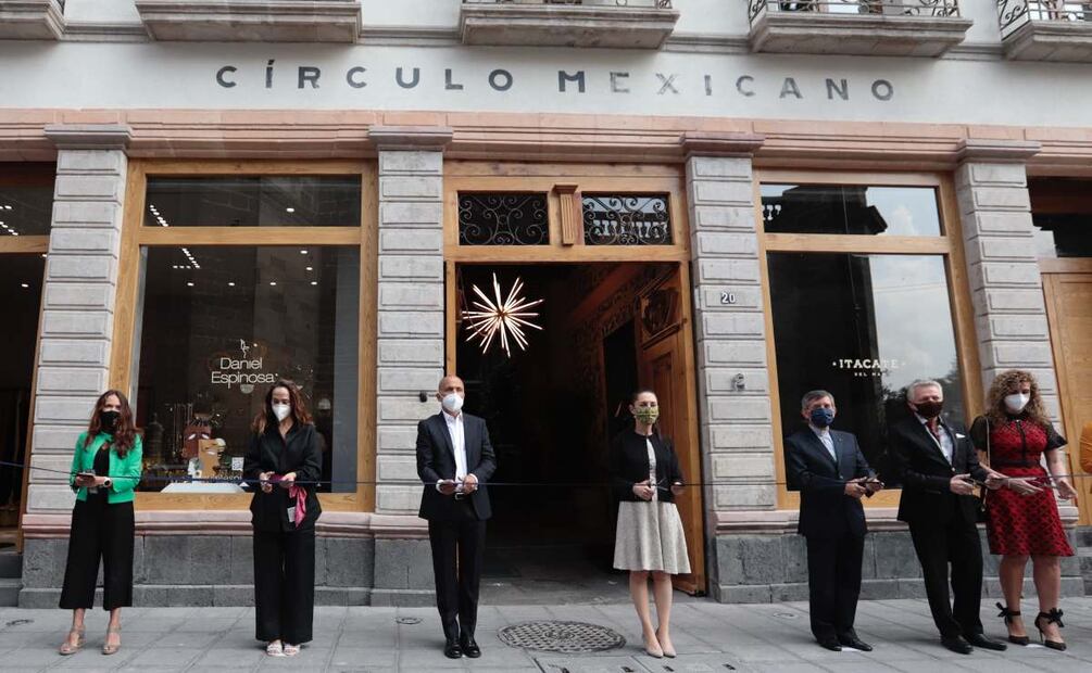 Chocolates Finca Rocío, de los hijos de AMLO, abre su primer tienda
