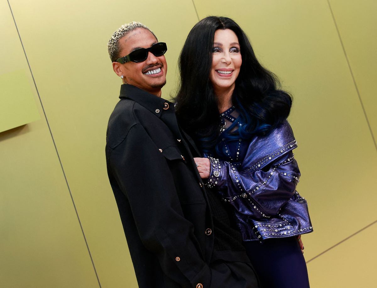 Cher, de 76 años, y Alexander Edwards, de 37, ponen fin a su romance 
