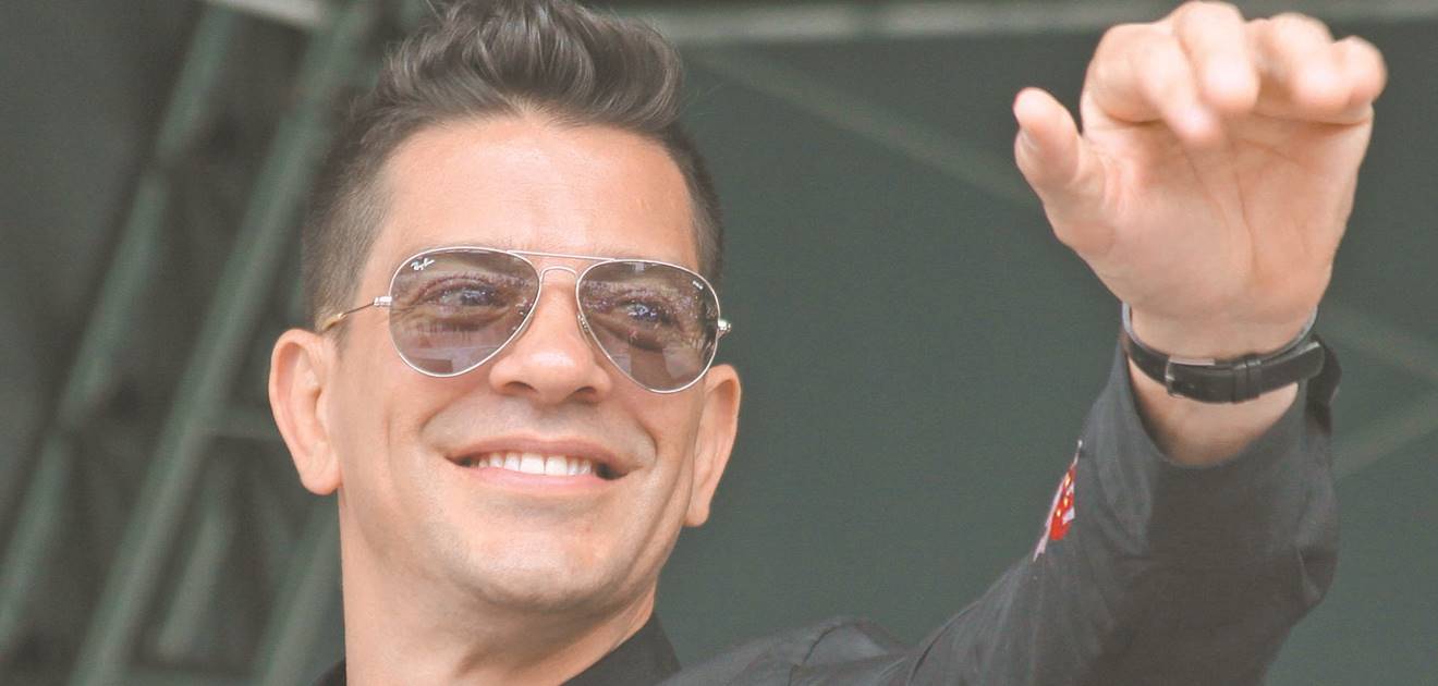 Asaltan al cantante Yahir y manda contundente mensaje a los delincuentes