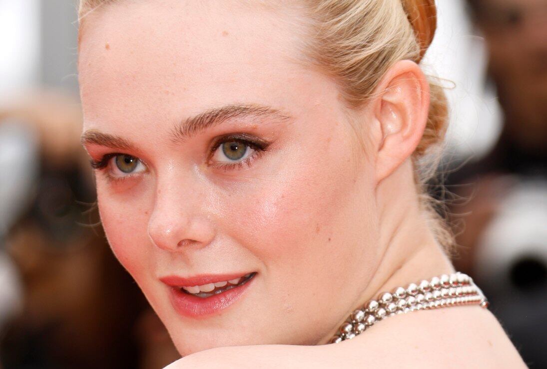 Elle Fanning y más celebridades con las mejores joyas del Festival de Cannes