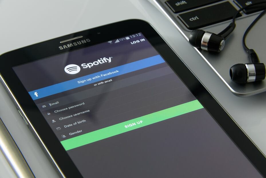 Spotify crea playlist "Gracias por cuidarnos" en homenaje a los médicos y enfermeras por Covid-19