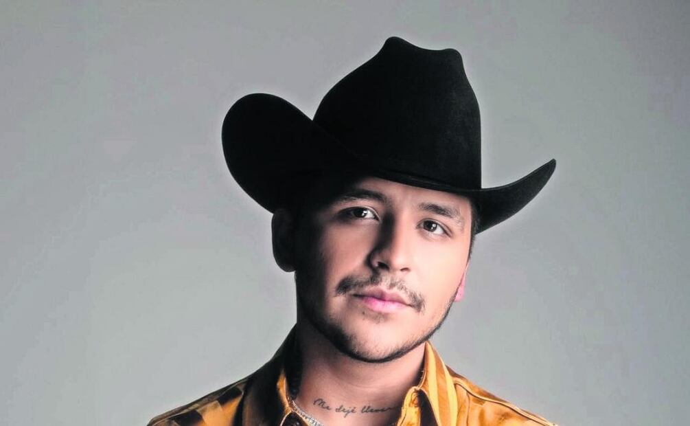 VIDEO: Belinda huye de la prensa tras ruptura de Christian Nodal