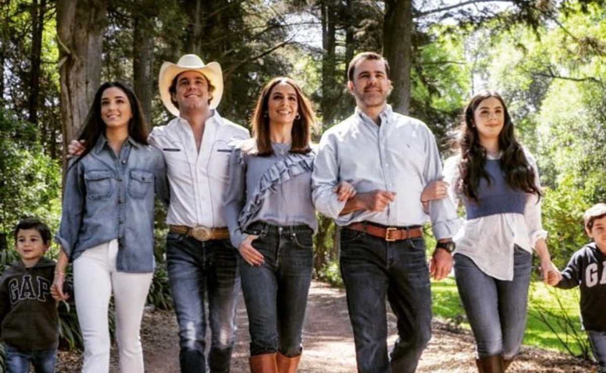 Biby Gaytán y Eduardo Capetillo anuncian estreno de reality show