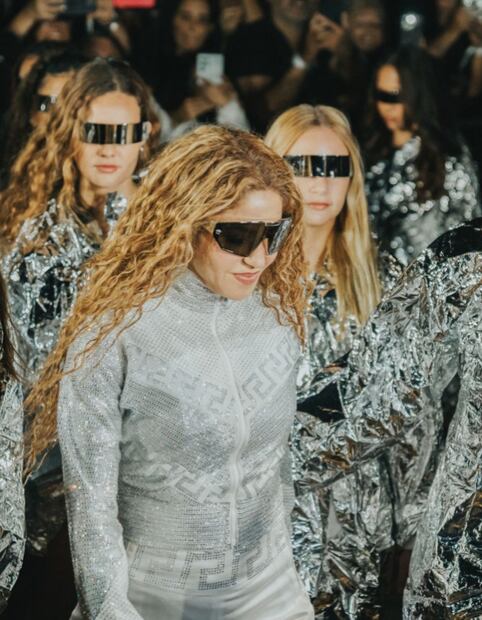 Uno de los looks de Shakira en el LMYNL World Tour / Foto: Instagram