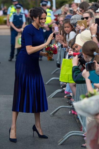 ¿Por qué Meghan Markle nunca usará un vestido de Victoria Beckham?