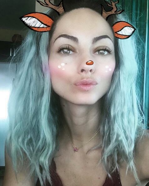 Las fotos que demuestran que Bárbara Mori es la abuela más sexy del espectáculo 