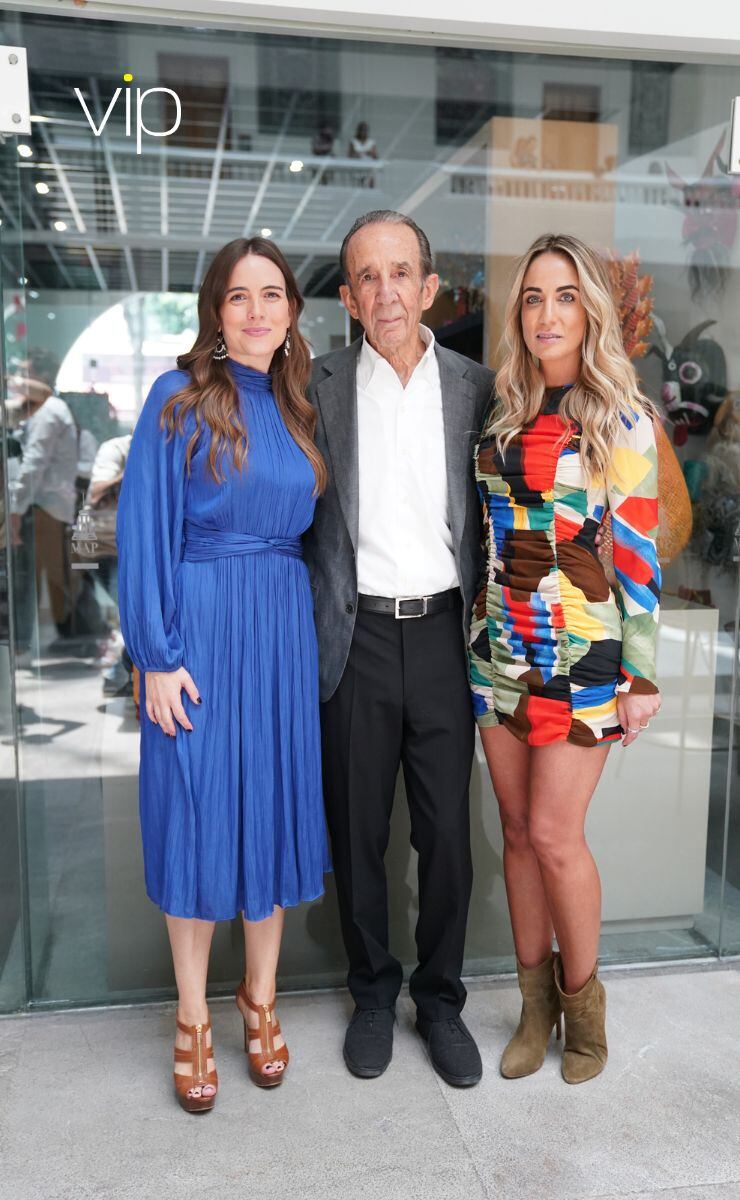 Mercedes Vigil, Manuel y Paula Arango. (Foto: Héptor Arjona)