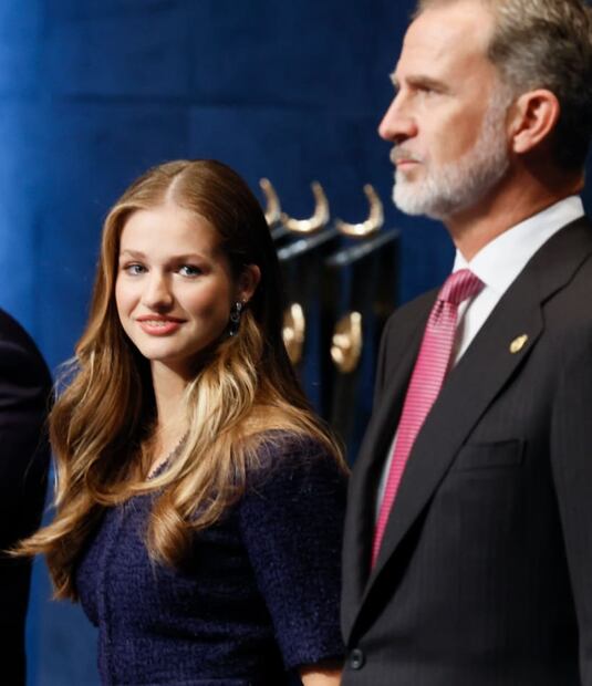 El rey Felipe VI y la princesa Leonor en la edición 43 de los Premios Princesa de Asturias en Oviedo / EFE