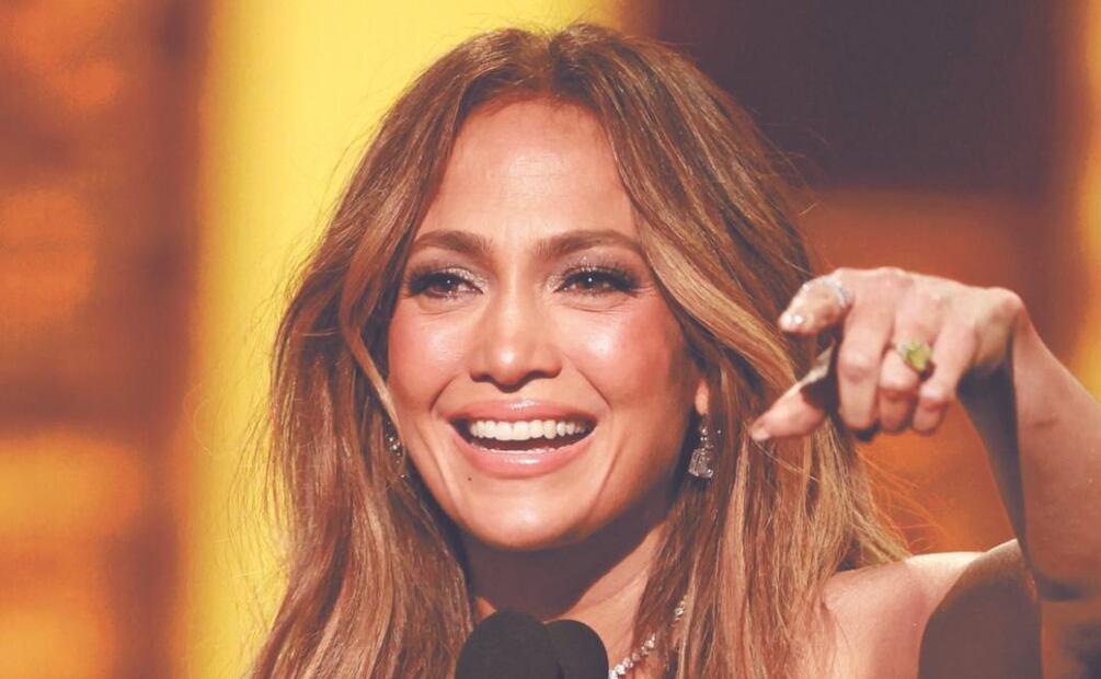 Jennifer Lopez y el mensaje oculto de su anillo de compromiso
