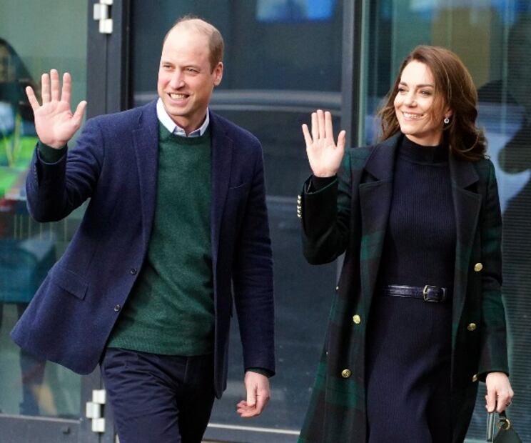 El príncipe William y Kate Middleton, los más sonrientes en su primer evento público desde los ataques de Harry