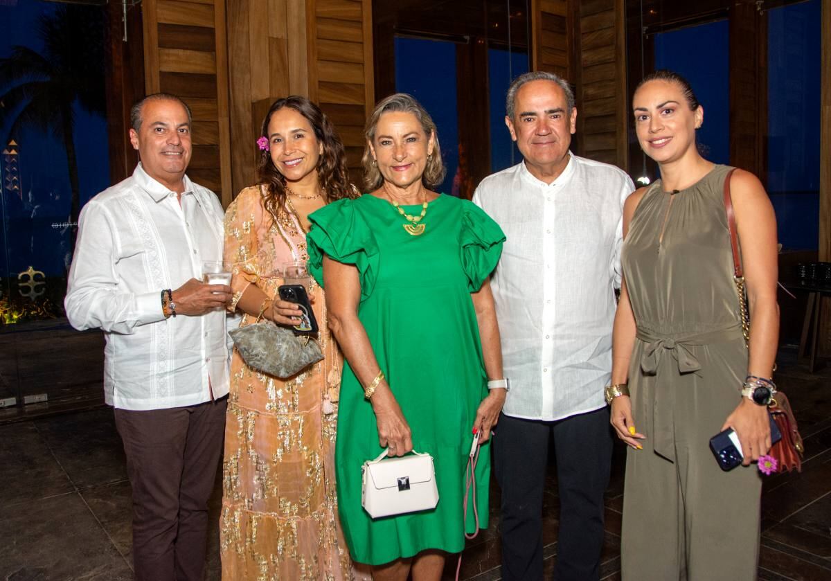 Darrick Eman, Adriana Aburto, Margarita Álvarez, Jaime Jaramillo y Karla Rebolledo. (Foto: Especial)