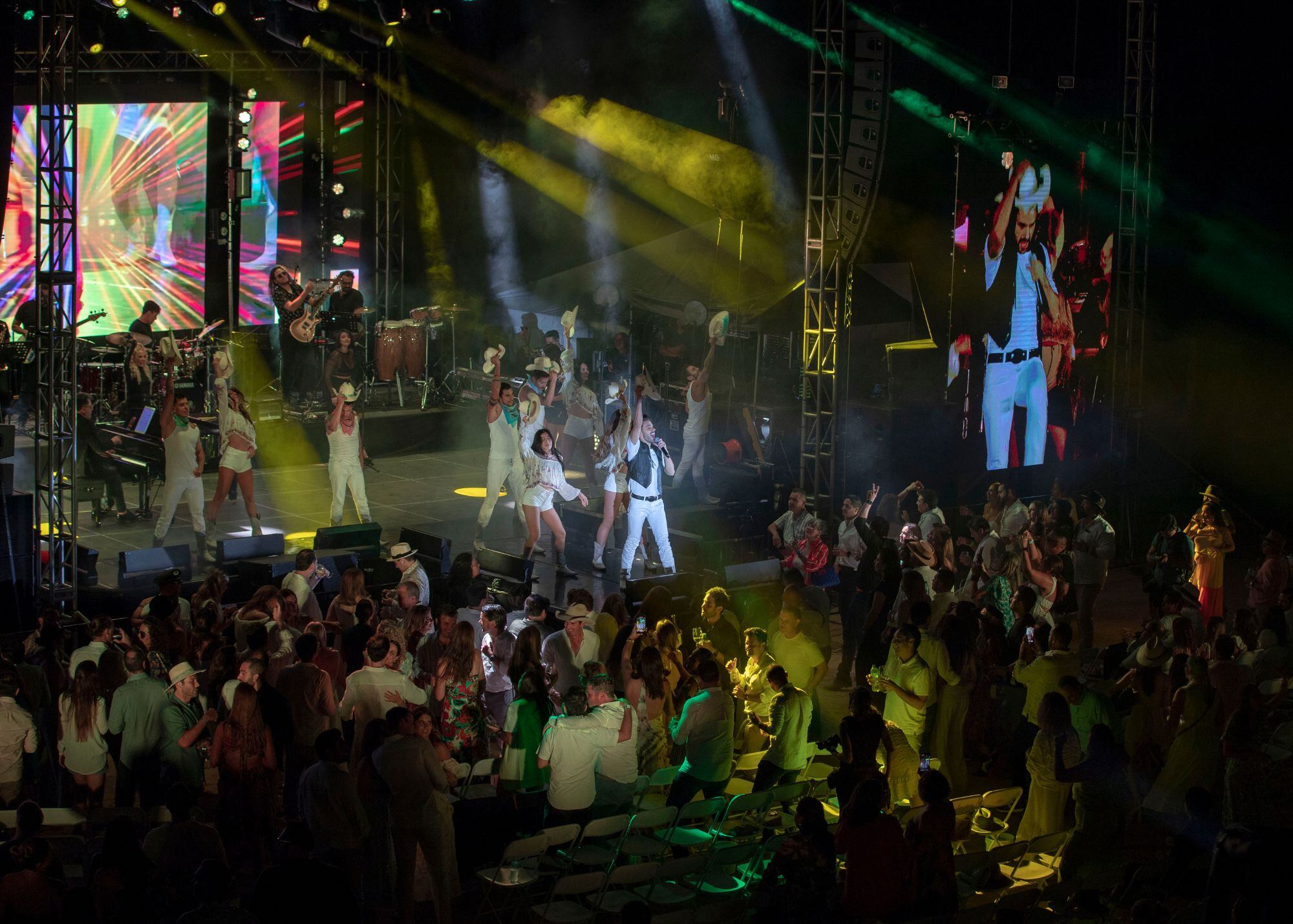 Con un show de Myst se dio por clausurado el evento. (Foto: Edgar Silva Fuentes para VIP)