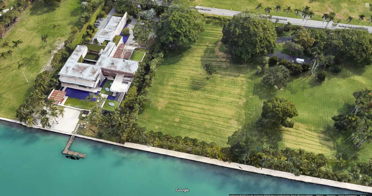 Ivanka Trump compra terreno a Julio Iglesias por 30 millones de dólares