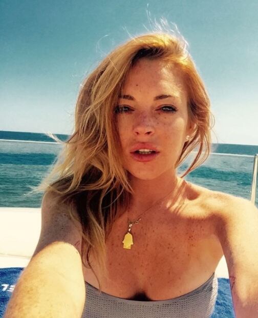 Lindsay Lohan celebra su cumpleaños con una selfie y sin ropa