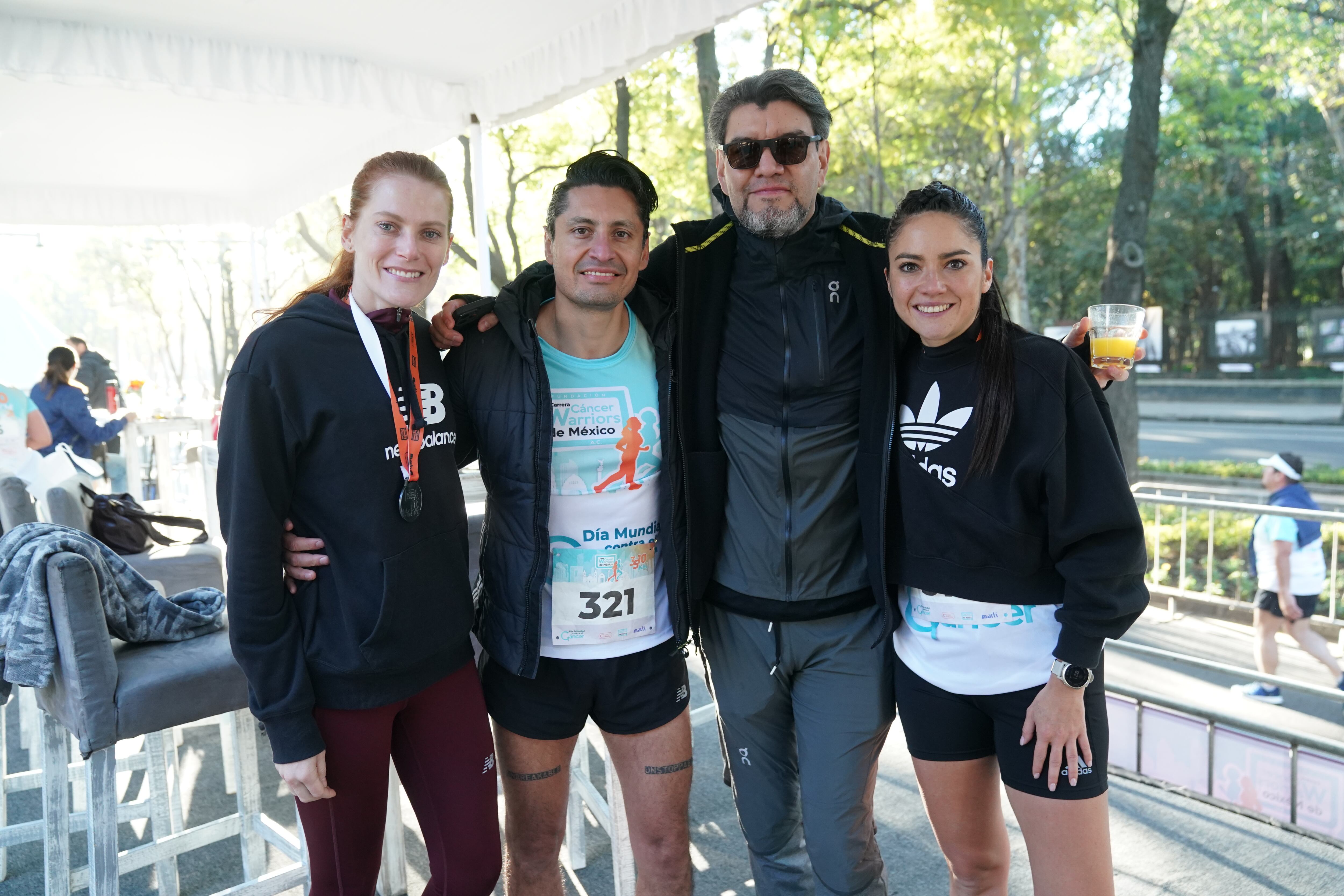 Sofía Berwig, Armando Nuñez,  Chris Castillo y Paulina Tamayo.  (Foto: Héptor Arjona)