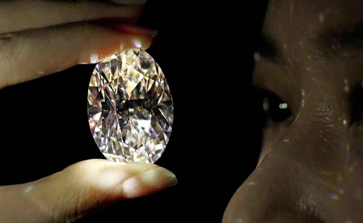 El diamante más raro sale a subasta; esperan que alcance 33 millones de dólares