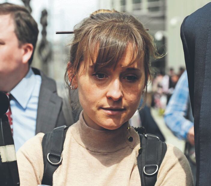 Quién es la actriz Allison Mack y por qué está relacionada con la secta Nxivm