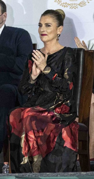 Todo sobre el look de Beatriz Gutiérrez Müller en el evento de la Consumación de la Independencia