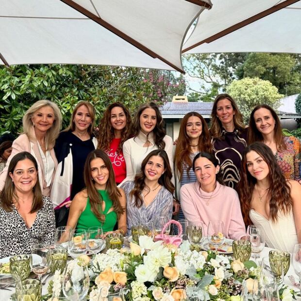 Ivana de María junto a sus invitadas / Foto:  Instagram
